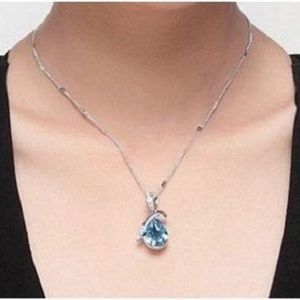 18K White Gold Plated Jeweled Necklace w/ Crystal